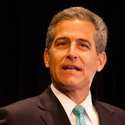 New RWJF Chief Talks of Commitment to Service        